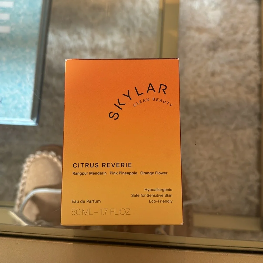 Skylar Clean Beauty Citrus Reverie Perfume - Picture 3 of 7